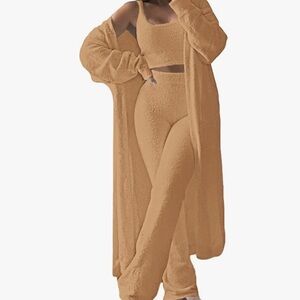 Women’s size Large 3 piece lounge set